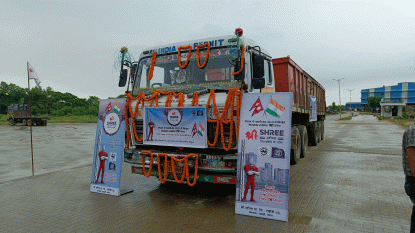 नेपाली छड पहिलोपटक भारत निर्यात, श्री स्टिलले पठायो ३५ टन छड