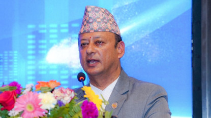 निजी क्षेत्रलाई सहज हुने गरी कानुन निर्माणमा लागेका छौं : मन्त्री खड्का