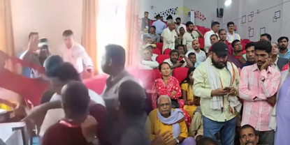 एमाले धनुषा अधिवेशनमा विवाद हुँदा मतदान अनिश्चितकालका लागि स्थगित