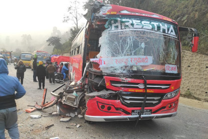 मुग्लिङ–काठमाडौं सडकखण्डमा भएको दुर्घटनामा एक जनाको मृत्यु, २ जना घाइते
