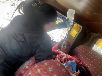 दुर्गमको नियति: बाटोमै मृत बच्चा जन्माइन् नर्मताले