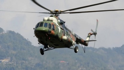 पहिरोमा परेर घाइते ६३ वर्षीय वृद्दको नेपाली सेनाको हेलिकप्टरमार्फत उद्धार