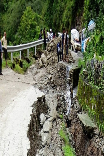 अवरुद्ध अरनिको राजमार्गको लिपिङ खण्ड सञ्चालनमा