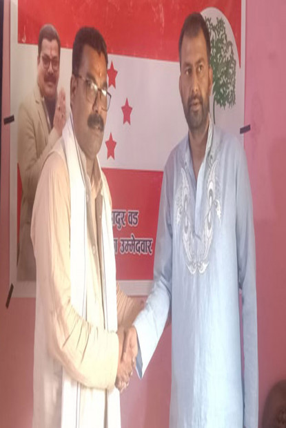 धनगढीका स्वतन्त्र उम्मेदवार भट्टद्वारा वडलाई समर्थन