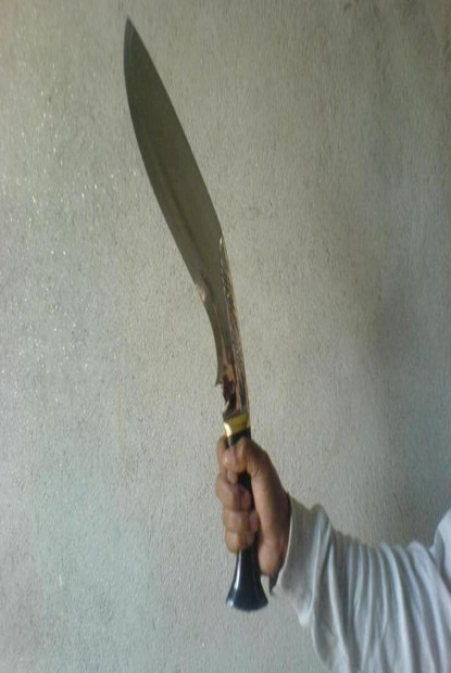 युवामाथि खुकुरी प्रहार गरी घाइते