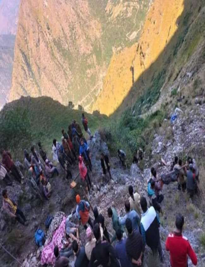 उत्तराखण्डमा बस दुर्घटना, १३ जनाको मृत्यु