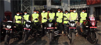 गोली चलाएर समातेका १० लुटेरा सार्वजनिक, मुख्य नाइके अस्पतालको वेडमा