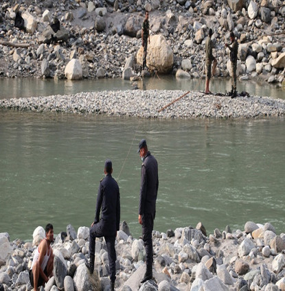 महाकालीमा पौडेर नेपाल छिरे भारतीय सैनिक