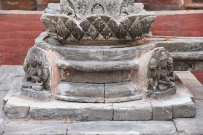 प्राचीन स्मारकहरुलाई परम्परागत निर्माण सामग्रीबाट पुनरुत्थान गर्दै काठमाडौँ महानगरपालिका