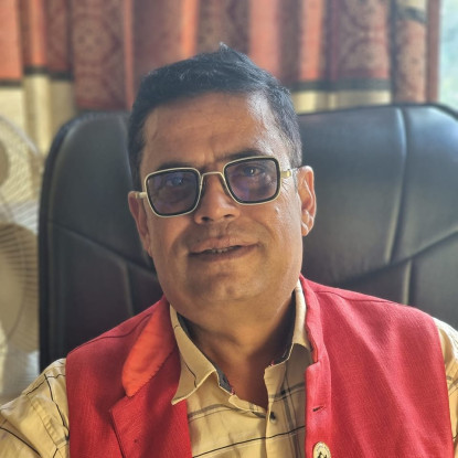 वडाध्यक्ष मुकुन्द रिजाललाई निर्वाचन आयोगले गर्‍यो जरिवाना