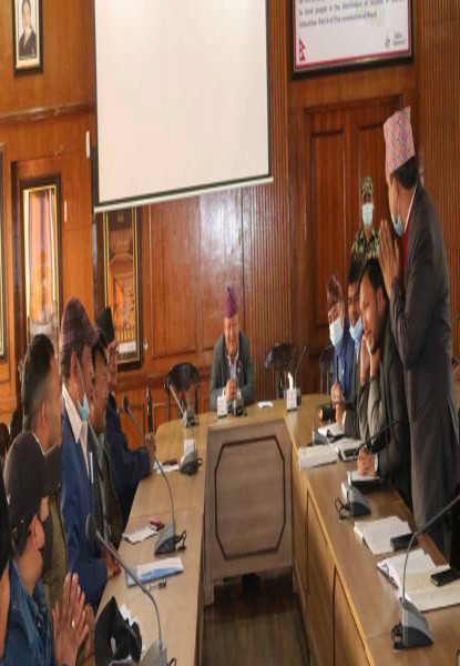 पशुपति क्षेत्रमा फूल–प्रसाद बिक्री गर्नका लागि राखिएका पसलहरू व्यवस्थित गर्न निर्देशन