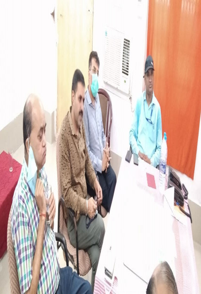 नेपाल र भारतको चेम्बरका पदाधिकारीहरुले भारतका रेल अधिकारी र सांसदहरुलाई सयुंक्त रुपमा भेटे