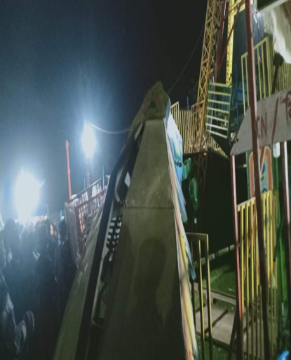 महोत्सवमा बाल उद्यानको डुंगा पिङ भाँचिएपछि...