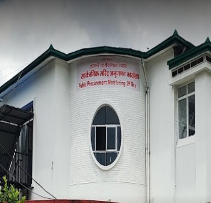 समयमै काम नसक्ने निर्माण व्यवसायीहरूलाई सरकारले सोध्यो स्पष्टीकरण