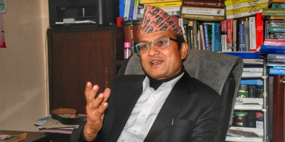 प्रधानमन्त्री प्रचण्डका शान्ति तथा मानव अधिकार सल्लाहकार गोविन्द बन्दीद्वारा राजीनामा