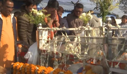 चर्चित गायक–अभिनेता प्रशान्त तामाङको पार्थिव शरीर सिलिगुडी ल्याइयो