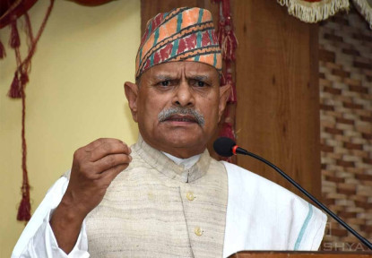 देशका लागि राजनीतिक स्थिरता आवश्यक : पूर्वराष्ट्रपति यादव
