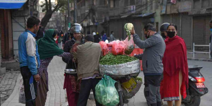 काठमाडौंमा साइकल र ठेलागाडामा व्यापार गर्न प्रतिबन्ध 