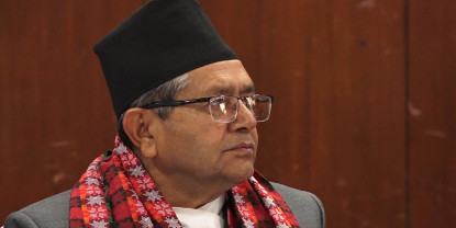 प्रमुख तीन दलका शीर्ष नेतासँग छलफल गर्दै सभामुख
