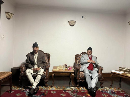 बालुवाटारमा प्रधानमन्त्री प्रचण्ड र देउवाबीच भेटवार्ता