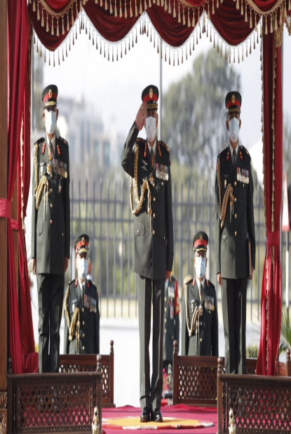 प्रधानसेनापति भारत प्रस्थान