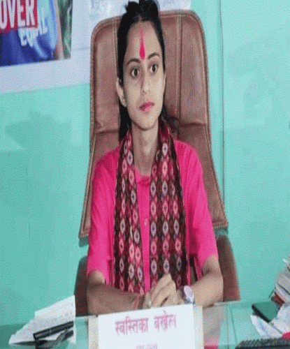 एकदिनका लागि मेयर बनिन् १८ वर्षीया स्वस्तिका बख्रेल