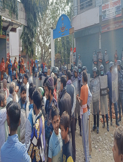प्रहरी भ्यानको ठक्करबाट युवकको मृत्युपछि तनाव