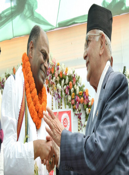 वीरगन्जका मेयर सरावगी एमाले प्रवेश