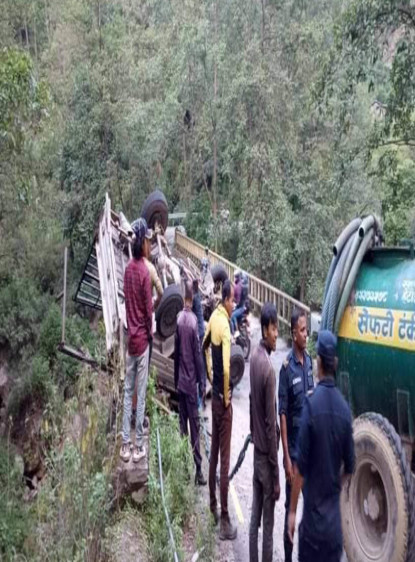 मकवानपुरमा भ्यान दुर्घटना हुँदा चार जनाको मृत्यु