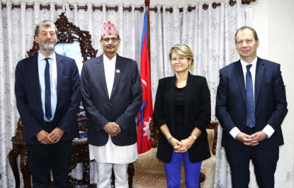 सभामुख सापकोटासँग फ्रान्सेली संसदीय प्रतिनिधि मण्डलको शिष्टाचार भेट