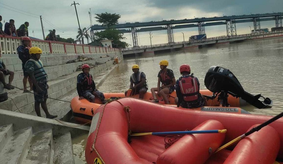 सप्तकोशीमा बेपत्ता गोताखोरको खोजी जारी, राजवंशीको शव भेटियो
