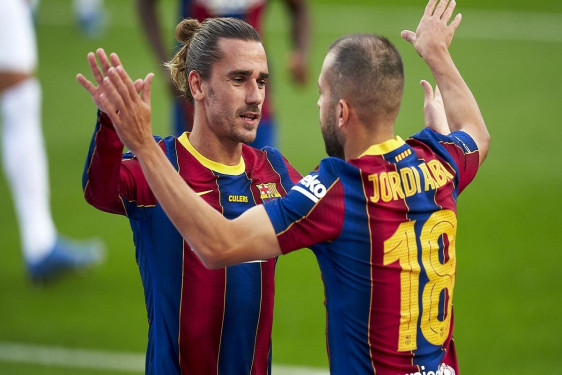 जोआन गाम्पर ट्रफी बार्सिलोनाको पोल्टामा