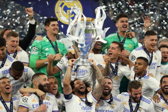 रियाललाई १४औं च्याम्पियन्स लिगको उपाधि 