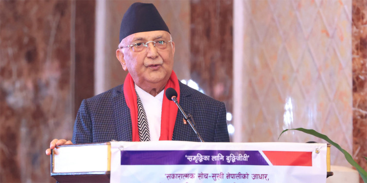 कसैले एमालेको झोले भने पनि परिवर्तनको झन्डा बोक्न नछोड्नुस् : ओली