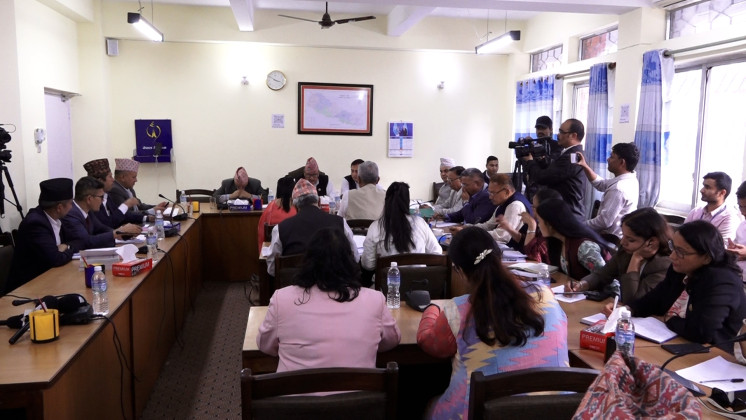 शिक्षा विधेयक अलपत्र पारेर संसदीय समितिको बैठक अनिश्चितकालका लागि स्थगित