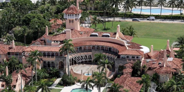 ट्रम्प निवासमा छिरे हतियारधारी, सुरक्षाकर्मीले गोली हानि मारे