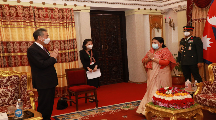 राष्ट्रपति भण्डारीसँग चीनका विदेशमन्त्रीद्वारा शिष्टाचार भेट