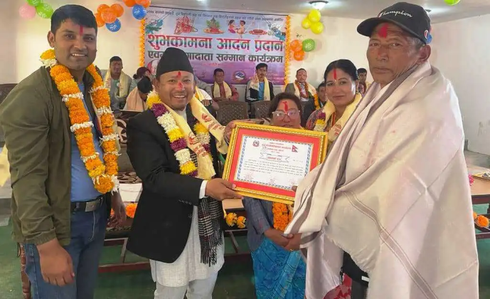 जग्गादातालाई गाउँपालिकाको सम्मान