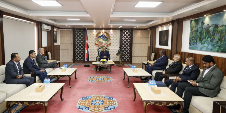 प्रम प्रचण्डसँग एसियन एथलेक्ट्स एसोसियशनका टोलीको भेटवार्ता