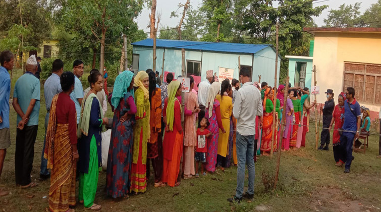 स्थानीय तह निर्वाचन-२०७९ : मतदान जारी
