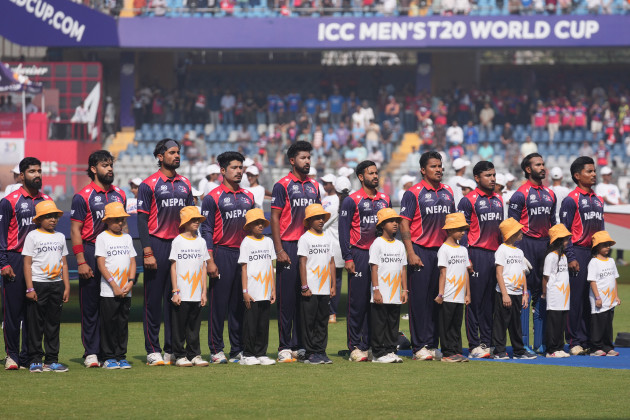 अन्तिम ओभरमा चुक्यो नेपाल, लोकेश बमको आक्रामक पारी