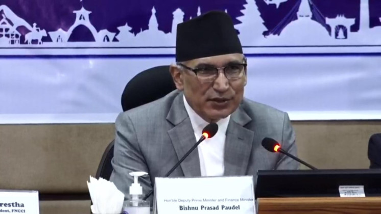 अर्थतन्त्रलाई लयमा फर्काउन निजी क्षेत्रको मनोबल बढाउनु जरुरी छ : अर्थमन्त्री पौडेल