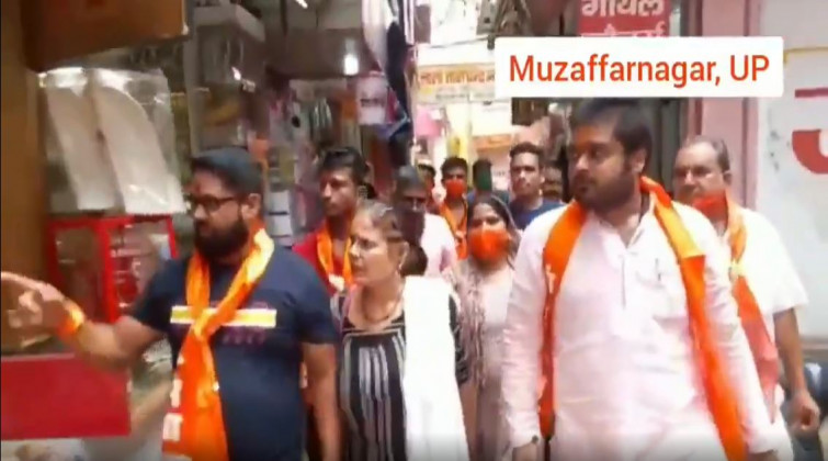 भारतमा हिन्दु महिलालाई मुश्लिमको हातबाट मेहेन्दी लगाउन रोक्न अभियान चलाइँदै