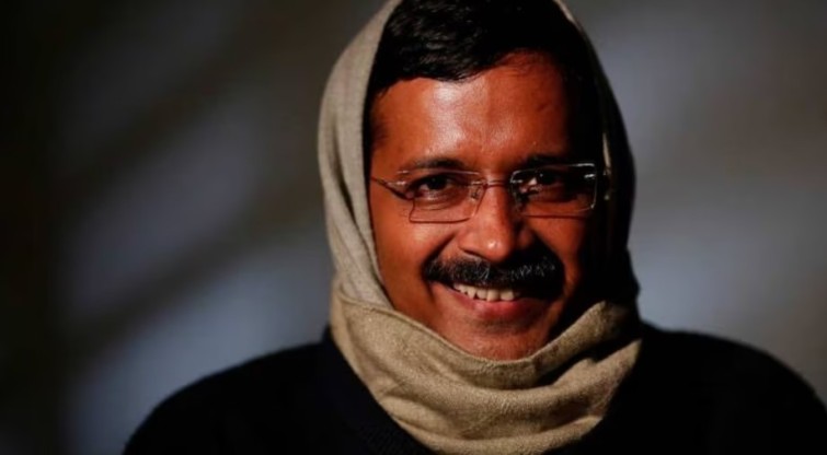 दिल्लीका मुख्यमन्त्री अरविन्द केजरीवाल पक्राउ