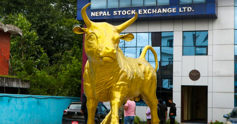 नेप्से परिसूचक आठ अंकले घट्यो