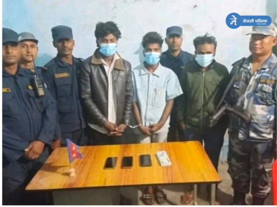एक लाख १८ हजारका जाली नोटसहित तीन जना युवा पक्राउ