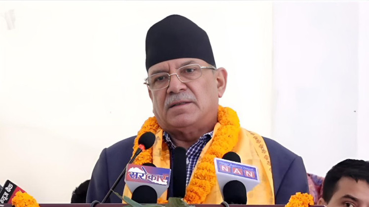 अहिलेको सरकार कांग्रेस र एमालेले होइन, बिचौलियाले चलाएको हो : प्रचण्ड
