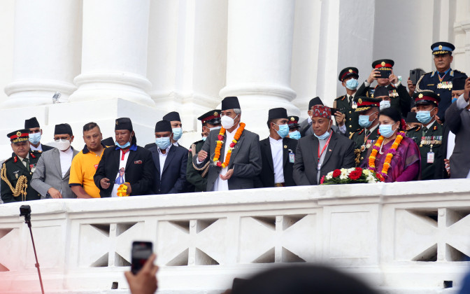 राष्ट्रपति र प्रधानमन्त्रीद्धारा इन्द्रजात्रा अवलोकन