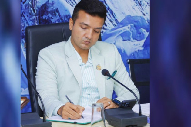श्रम आउटसोर्सिङको नाममा श्रमिकमाथि शोषण? संसदीय समितिले उठायो गम्भीर प्रश्न