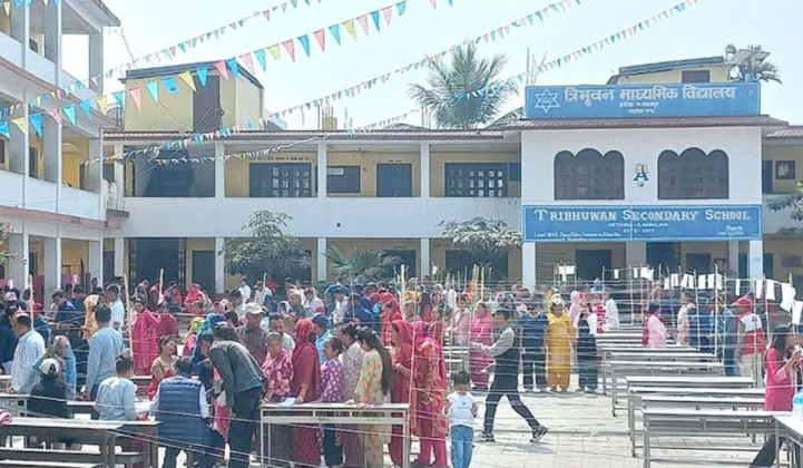 मकवानपुरमा दिउँसो १ बजेसम्म करिब ३० प्रतिशत मतदान